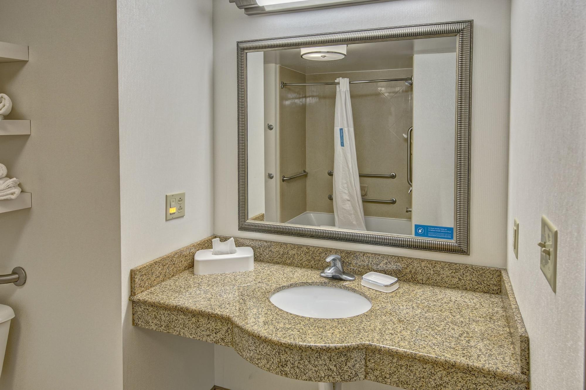 Hampton Inn & Suites Toledo-Perrysburg Rossford Экстерьер фото