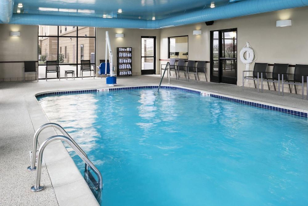 Hampton Inn & Suites Toledo-Perrysburg Rossford Экстерьер фото