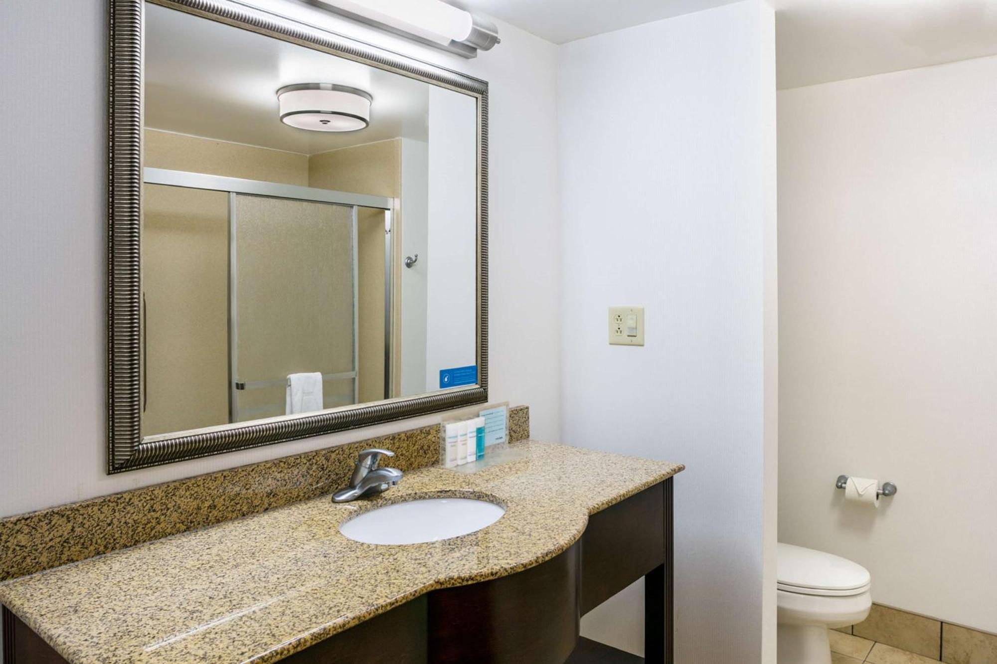 Hampton Inn & Suites Toledo-Perrysburg Rossford Экстерьер фото